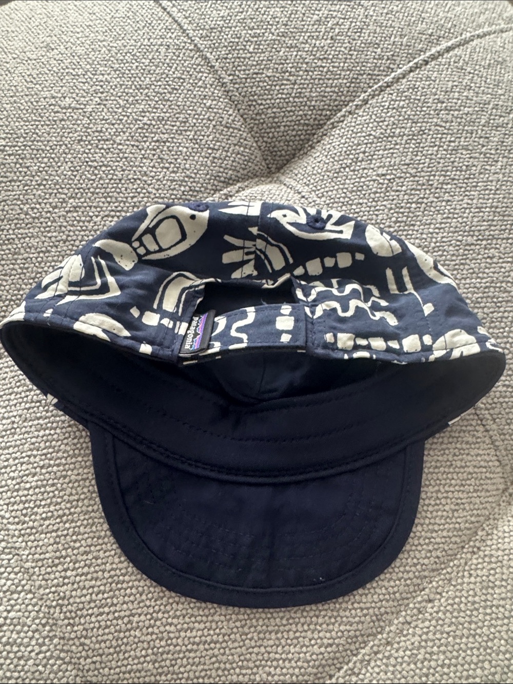 New without tags 12months Patagonia Baby Baggies Cap - Picture 3 of 3